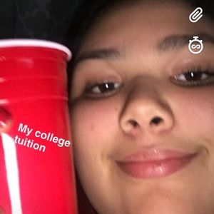 Meet your Posher, Joselyne